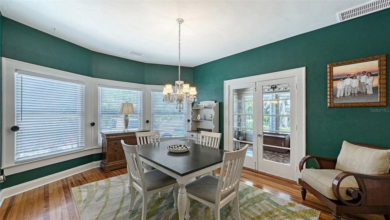 204 24th Street W, Bradenton, FL 34205 Photo