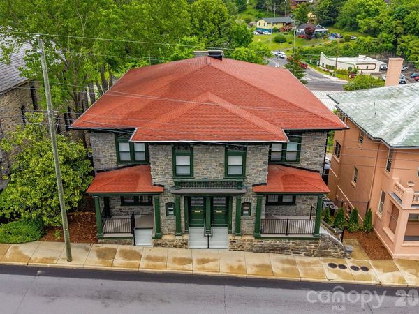 134 Biltmore Avenue, Unit 2, Asheville, NC 28801