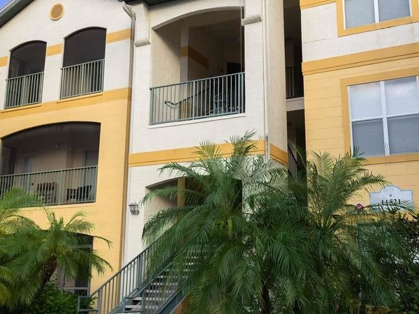 11521 Villa Grand, Unit 911, Fort Myers, FL 33913