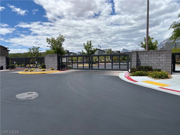 600 N Carriage Hill Drive , Unit 2169, Las Vegas, NV 89138