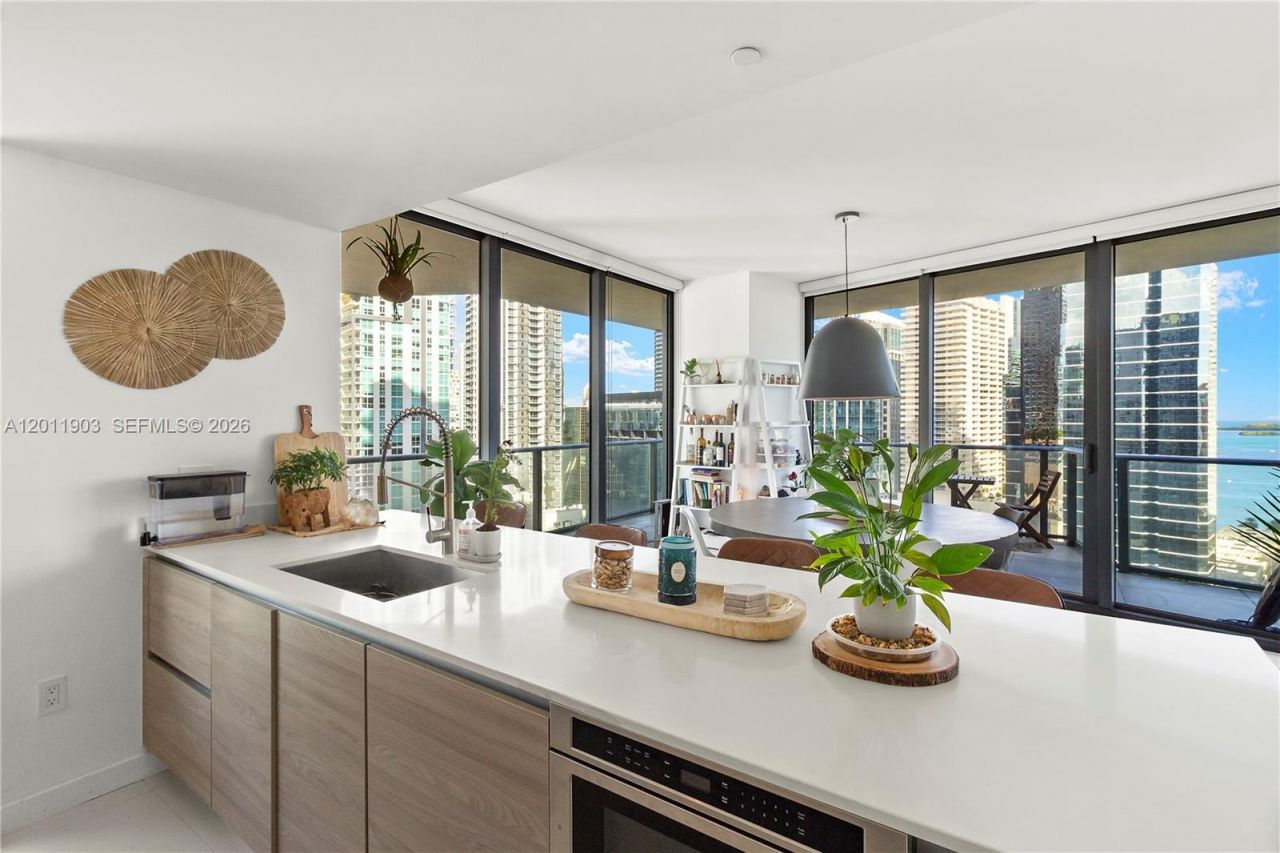 1300 S Miami Ave , Unit 2001, Miami, FL 33130 Photo
