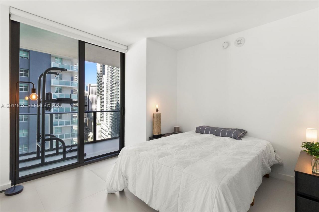 1300 S Miami Ave , Unit 2001, Miami, FL 33130 Photo