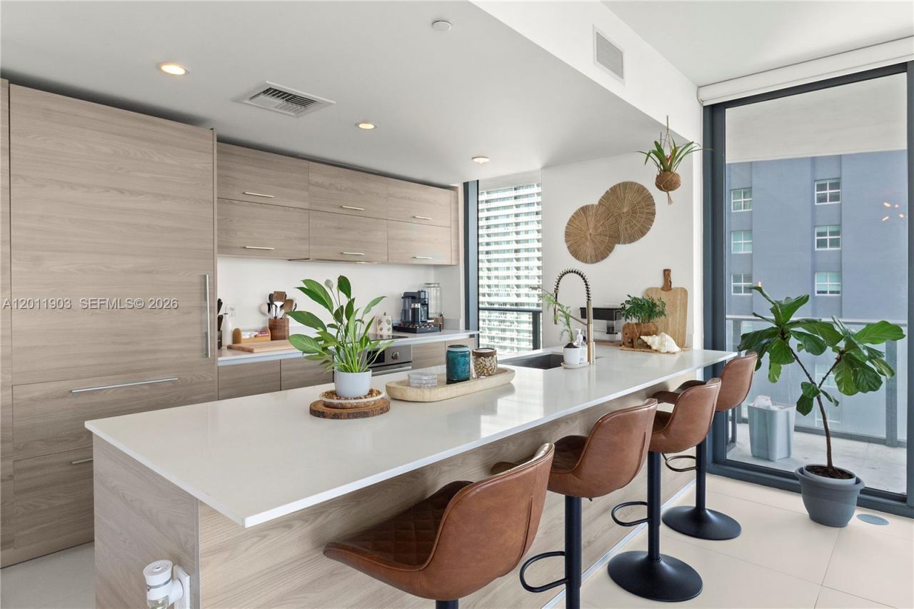 1300 S Miami Ave , Unit 2001, Miami, FL 33130 Photo