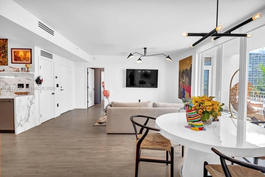 1 Century Ln , Unit 402, Miami Beach, FL 33139 Photo