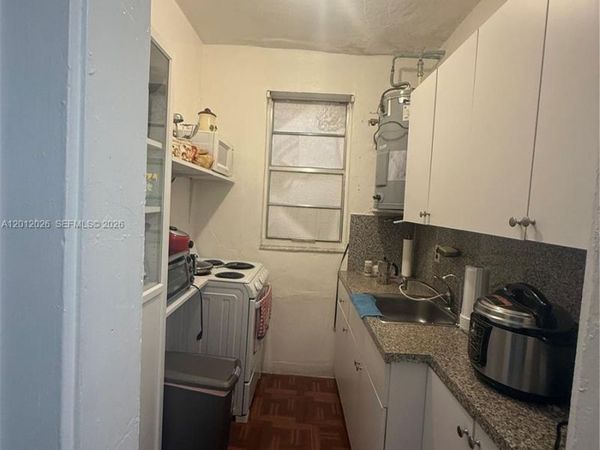 1560 SW 5th St , Unit 4, Miami, FL 33135