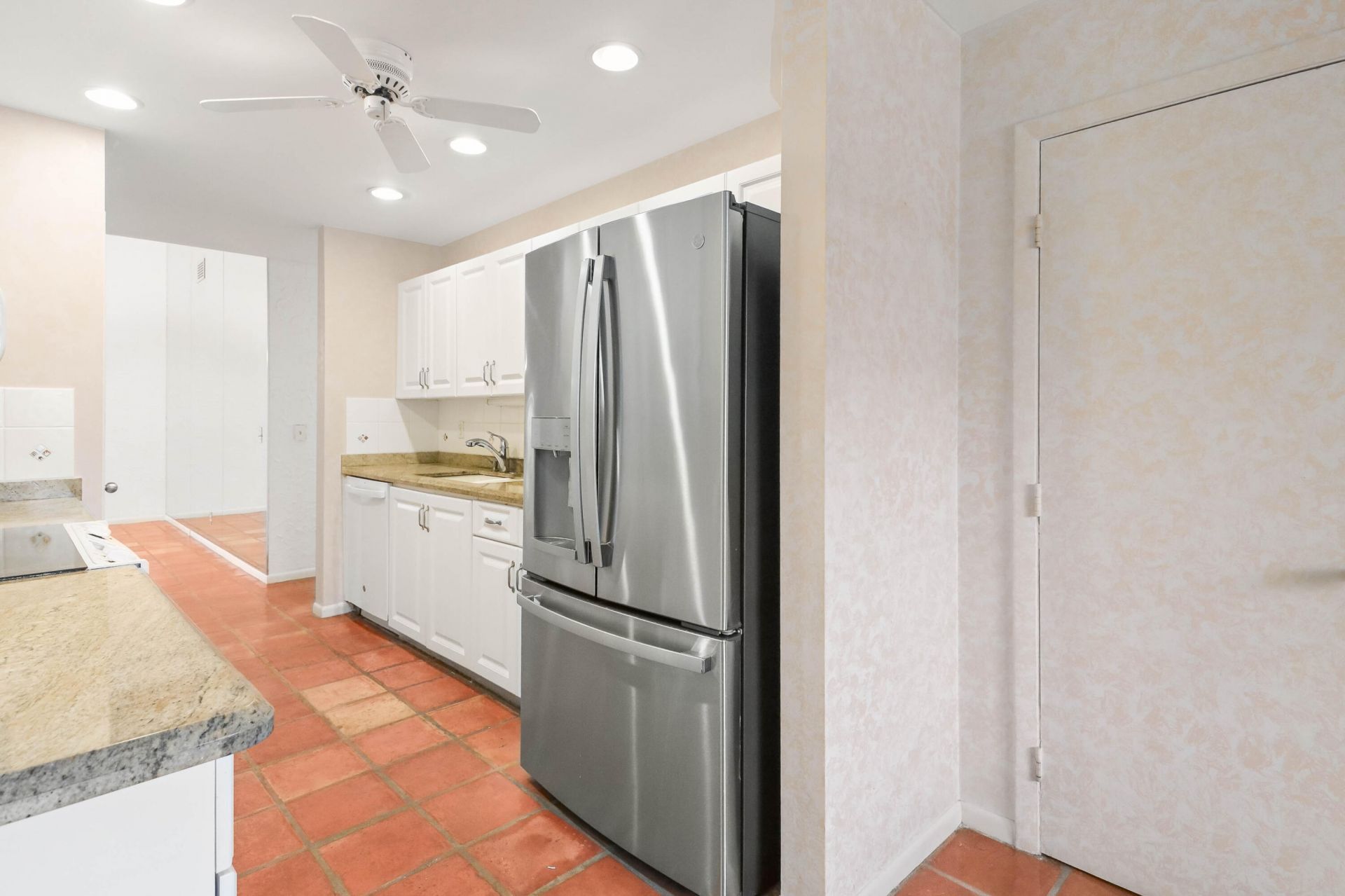 6888 Fountains Circle, Lake Worth, FL 33467 Photo