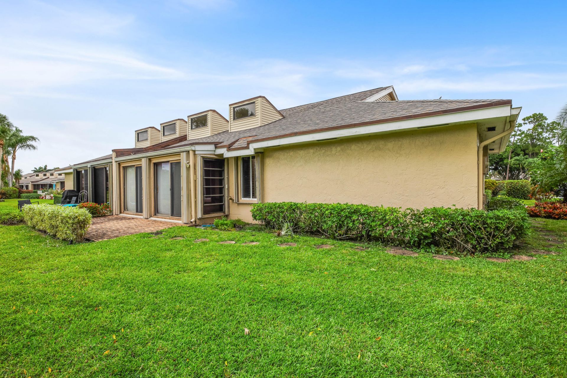 6888 Fountains Circle, Lake Worth, FL 33467 Photo