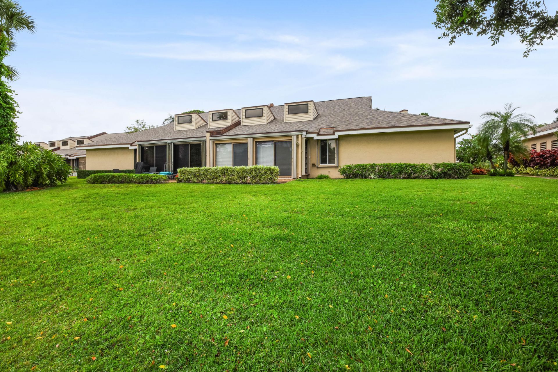 6888 Fountains Circle, Lake Worth, FL 33467 Photo