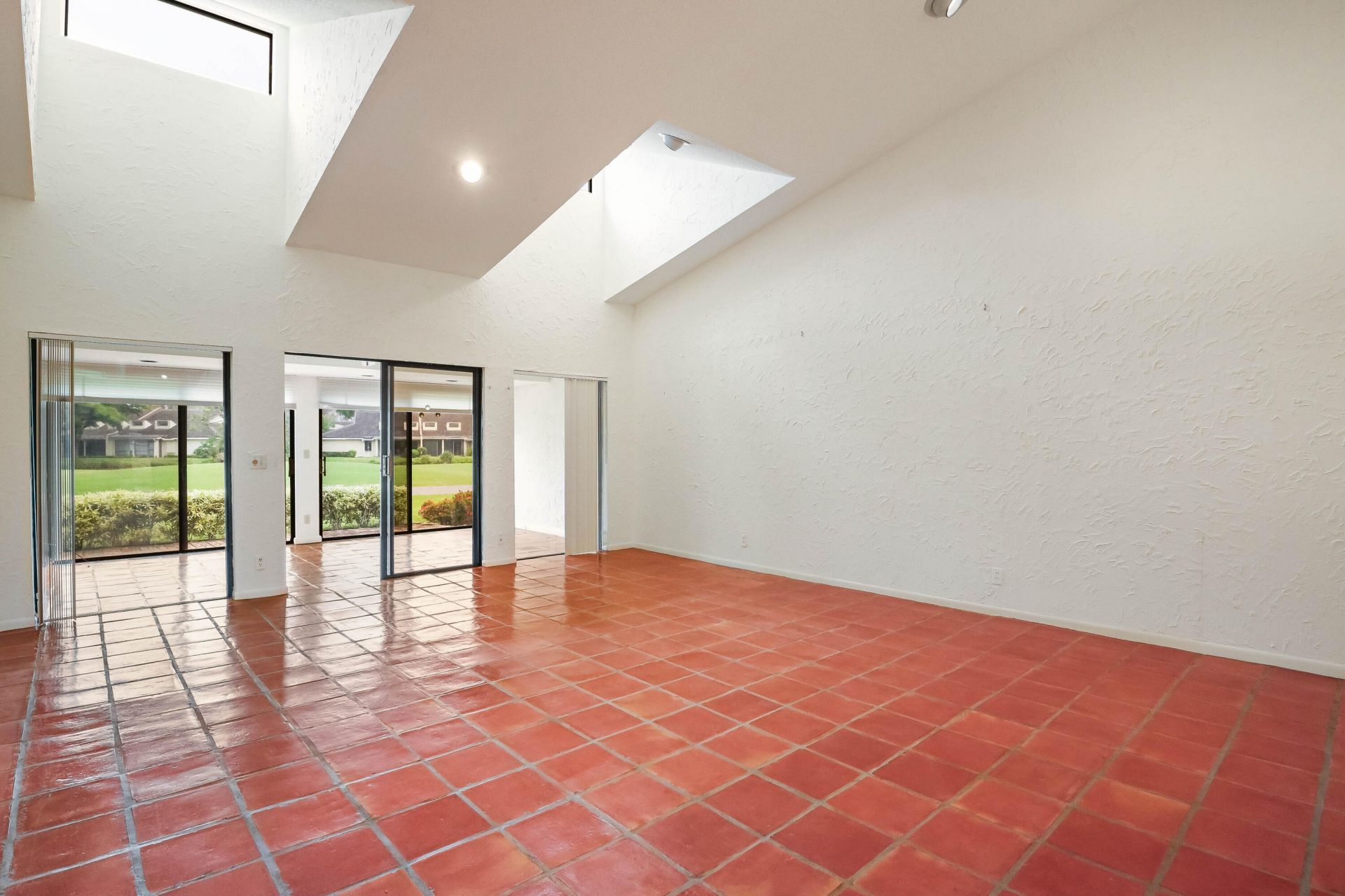 6888 Fountains Circle, Lake Worth, FL 33467 Photo