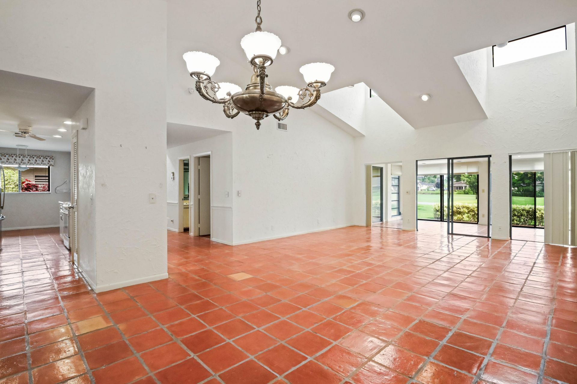 6888 Fountains Circle, Lake Worth, FL 33467 Photo
