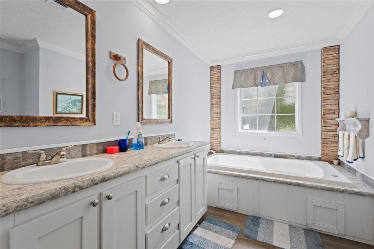 Please Call For Address, Old Town, FL 32680 Photo