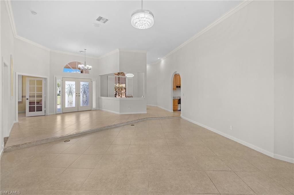 2035 Castle Garden Ln, Naples, FL 34110 Photo
