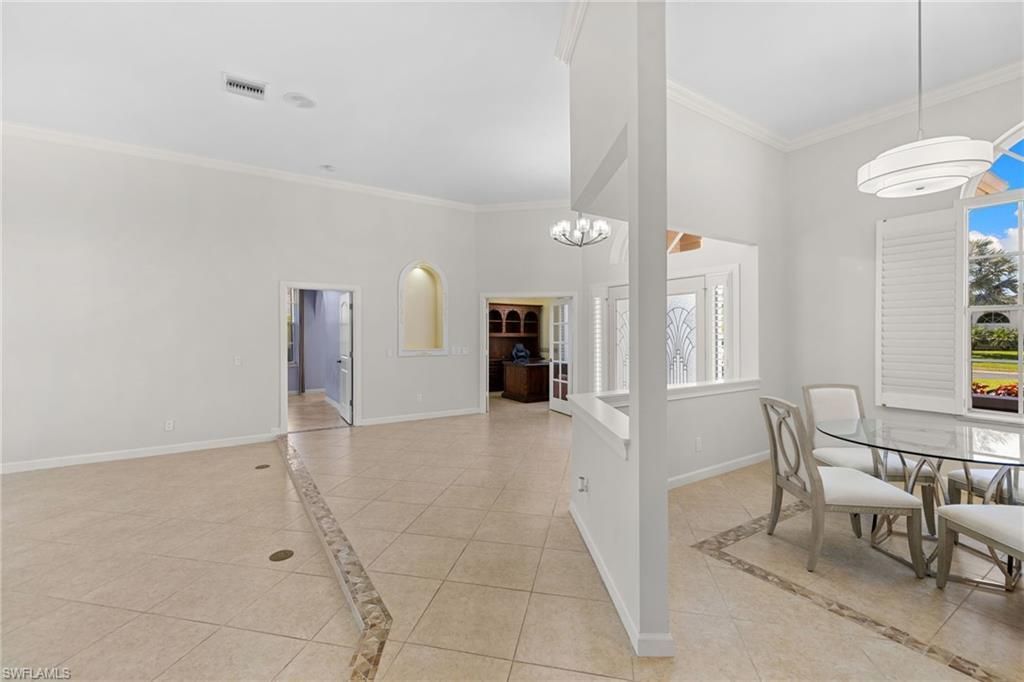 2035 Castle Garden Ln, Naples, FL 34110 Photo