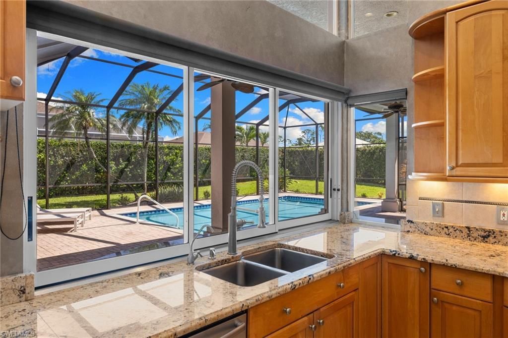 2035 Castle Garden Ln, Naples, FL 34110 Photo