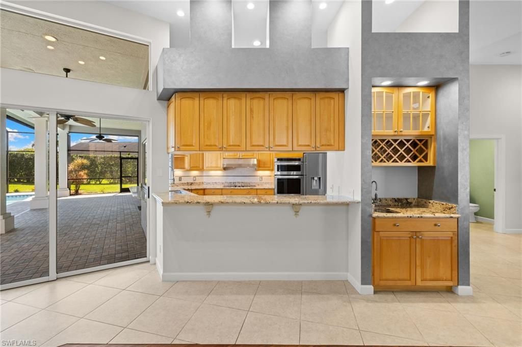 2035 Castle Garden Ln, Naples, FL 34110 Photo