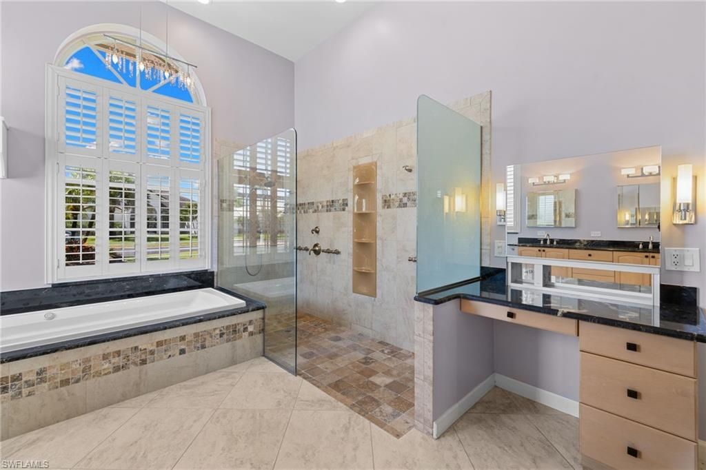 2035 Castle Garden Ln, Naples, FL 34110 Photo