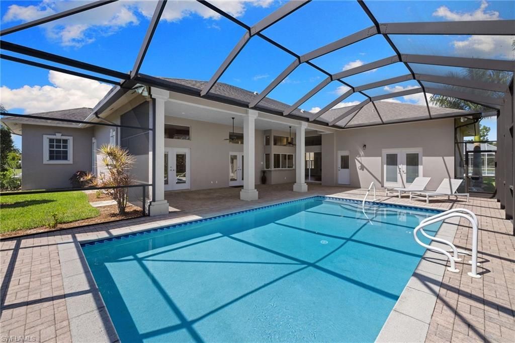2035 Castle Garden Ln, Naples, FL 34110 Photo