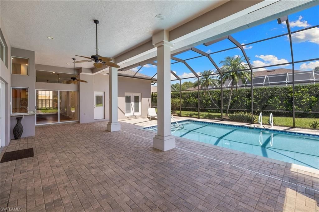2035 Castle Garden Ln, Naples, FL 34110 Photo