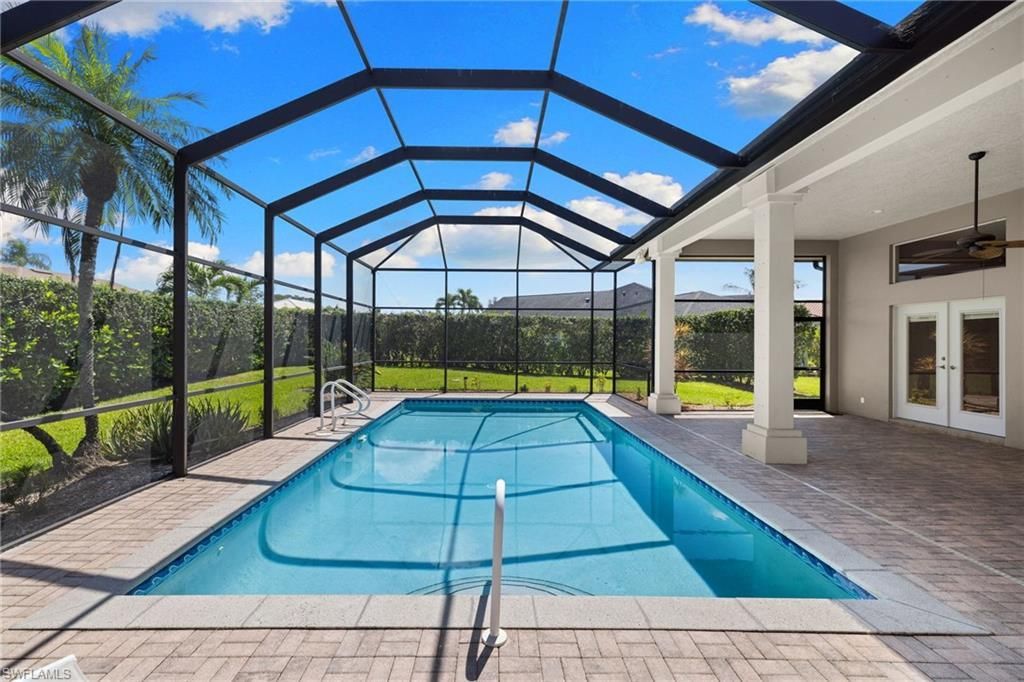 2035 Castle Garden Ln, Naples, FL 34110 Photo