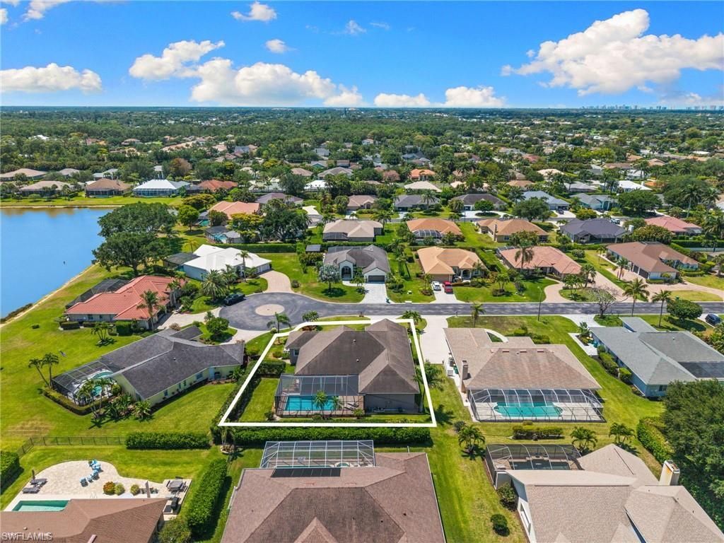 2035 Castle Garden Ln, Naples, FL 34110 Photo