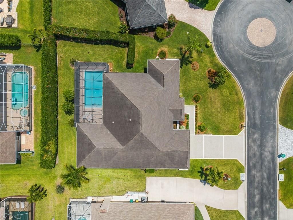 2035 Castle Garden Ln, Naples, FL 34110 Photo