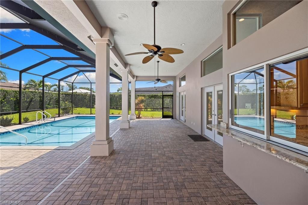 2035 Castle Garden Ln, Naples, FL 34110 Photo