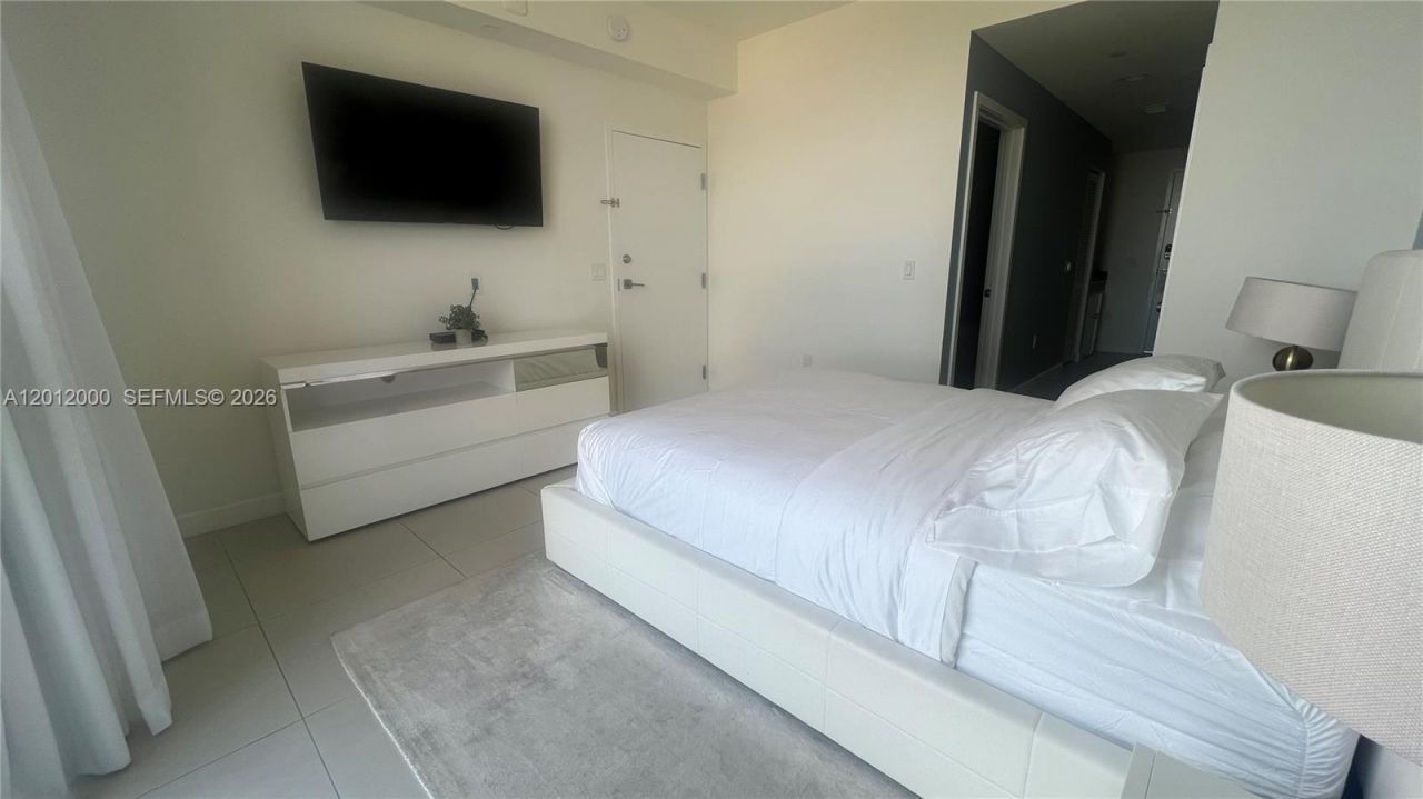 5350 NW 84th Ave , Unit 1605, Doral, FL 33166 Photo