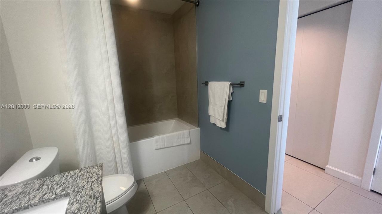 5350 NW 84th Ave , Unit 1605, Doral, FL 33166 Photo