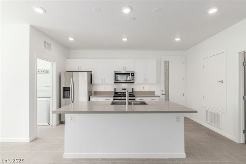 11257 Rainbow Peak Avenue, Unit 208, Las Vegas, NV 89135 Main Photo