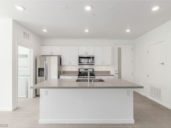 11257 Rainbow Peak Avenue, Unit 208, Las Vegas, NV 89135