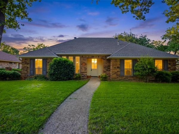 217 Willowcrest Drive, Garland, TX 75040