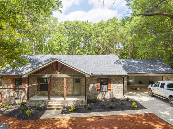 124 Baskins Ext, Canon, GA 30520