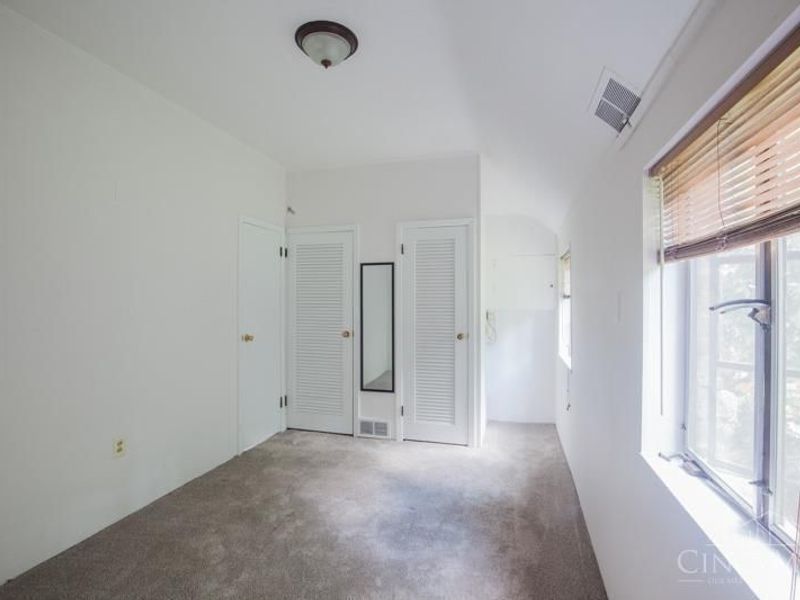 5910 Cherokee Drive, Madeira, OH 45243 Photo 11