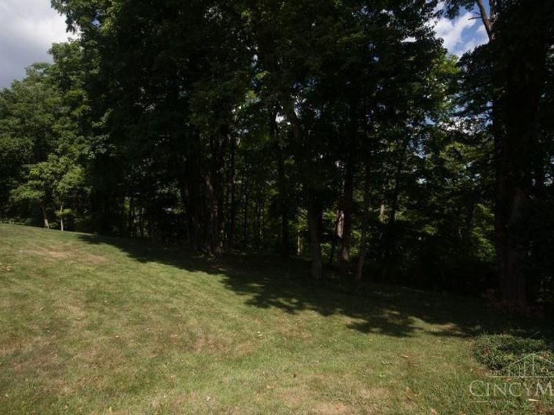 5910 Cherokee Drive, Madeira, OH 45243 Photo 18