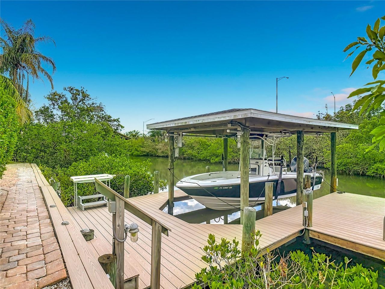21 Richmond Dr, New Smyrna Beach, FL 32169 Photo