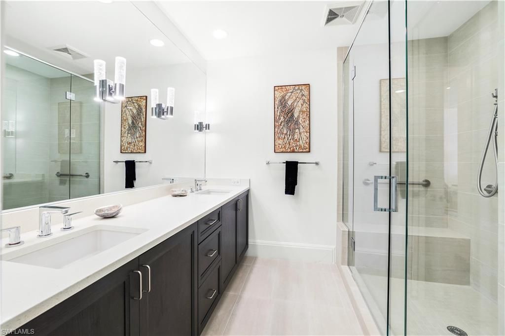 1035 3rd Ave S, Unit 215, Naples, FL 34102 Photo