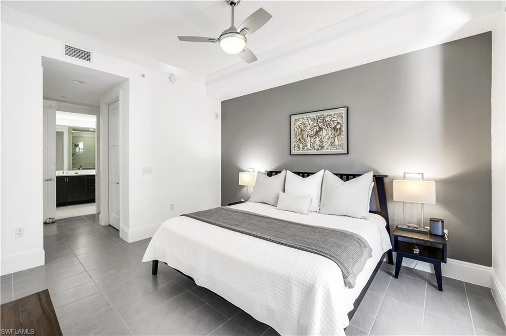1035 3rd Ave S, Unit 215, Naples, FL 34102 Photo