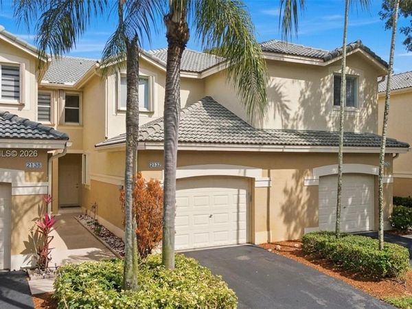 2132 Bahia Ln , Weston, FL 33327