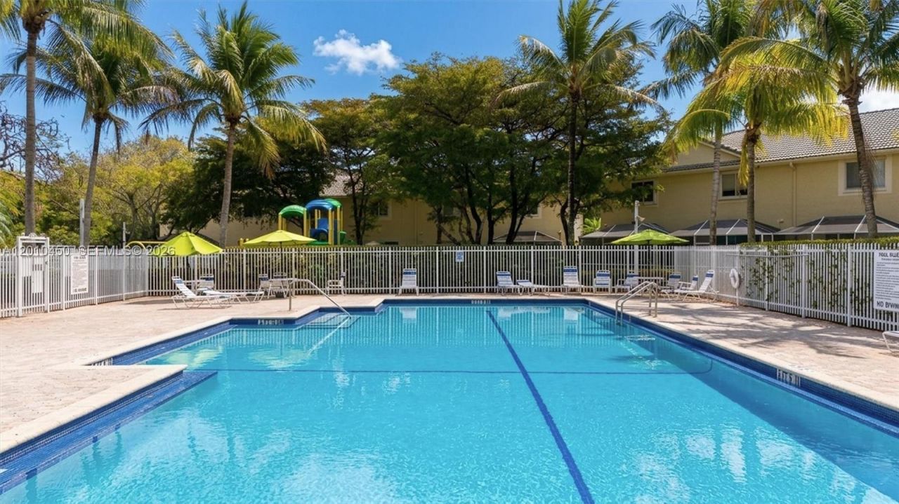 2132 Bahia Ln, Weston, FL 33327 Photo