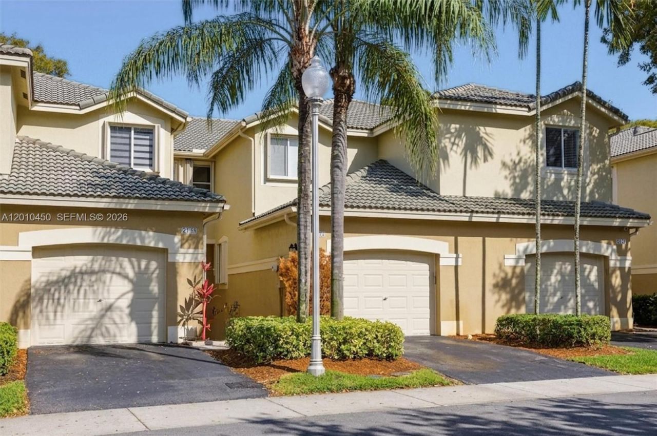 2132 Bahia Ln, Weston, FL 33327 Photo