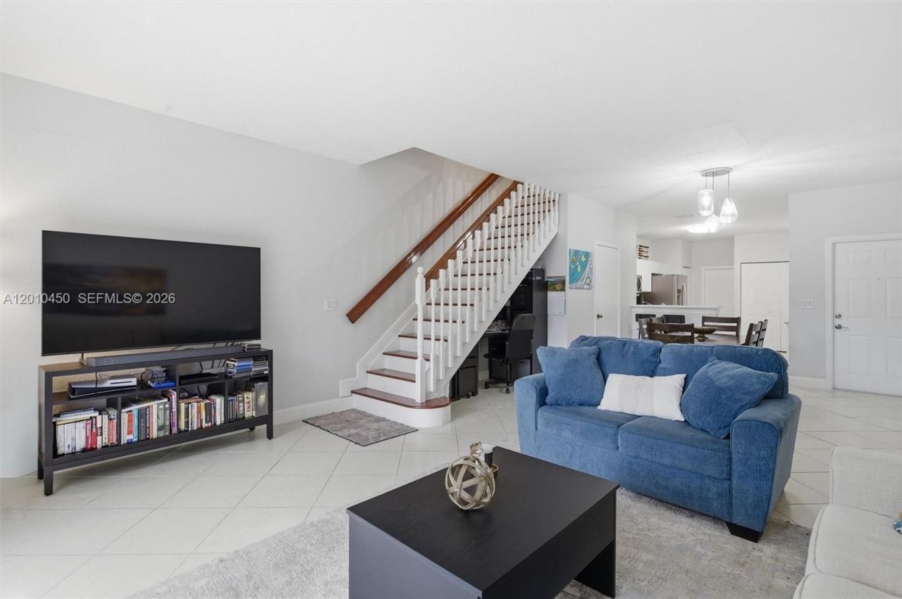 2132 Bahia Ln, Weston, FL 33327 Photo