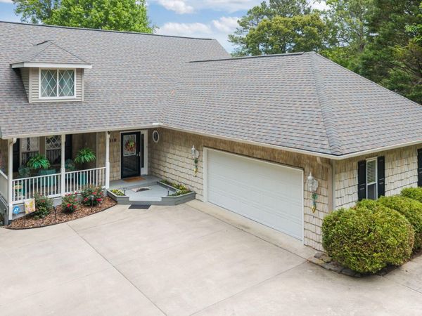 110 Sandspur Lane, Seven Lakes, NC 27376