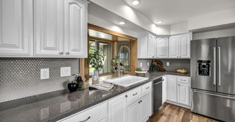 1097 Meadowlark Circle, Gardnerville, NV 89460 Photo