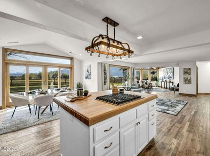 1097 Meadowlark Circle, Gardnerville, NV 89460 Photo