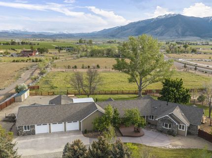 1097 Meadowlark Circle, Gardnerville, NV 89460 Photo