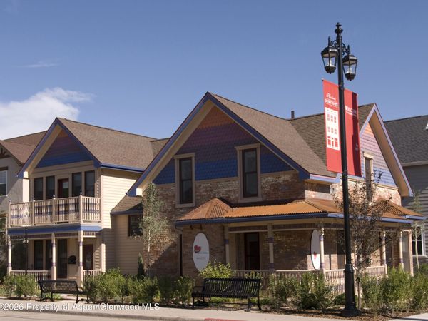 711 Main Street, Carbondale, CO 81623