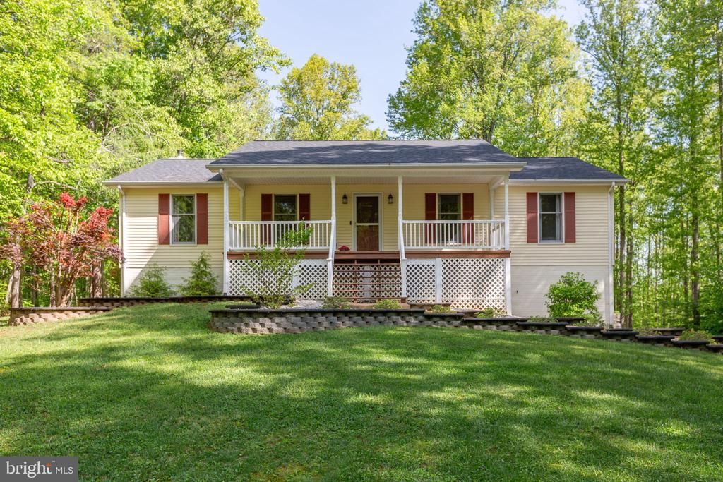 19 Cannon Knolls Drive , Fredericksburg, VA 22406 Main Photo