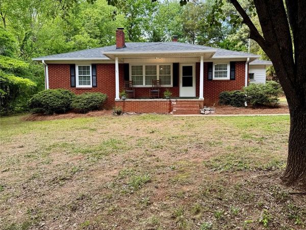 2217 Dale Avenue, Lincolnton, NC 28092
