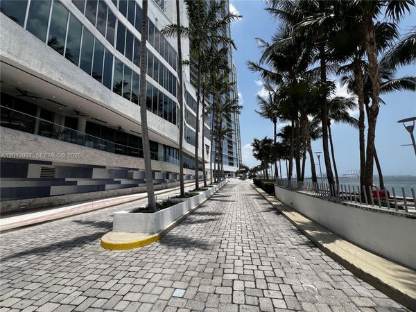 335 S Biscayne Blvd, Unit 2900, Miami, FL 33131