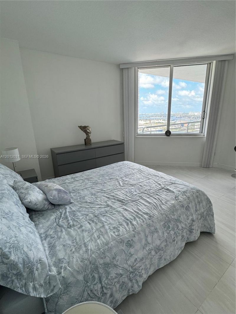 335 S Biscayne Blvd, Unit 2900, Miami, FL 33131 Photo